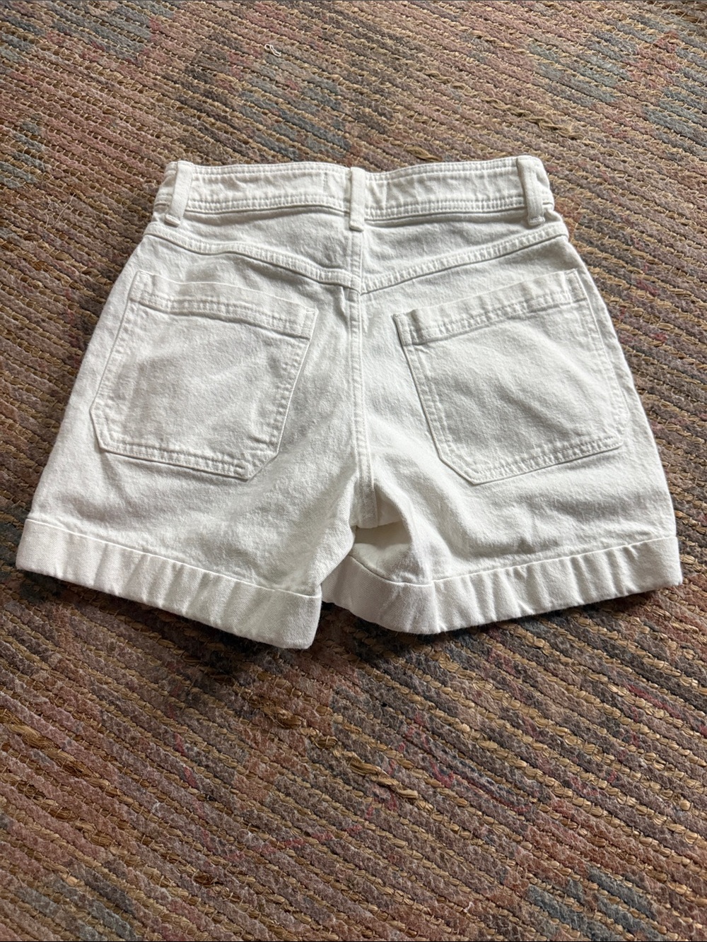 Madewell Off-White High-Rise Jean Shorts - Picture 4 of 4